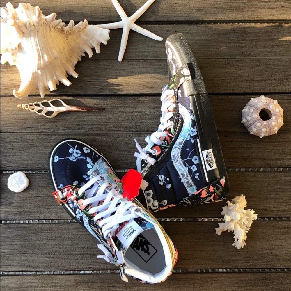 🌴🌼VANS- Unique AWESOME HIGH TOPS🌼🌴 - Picture 13 of 14
